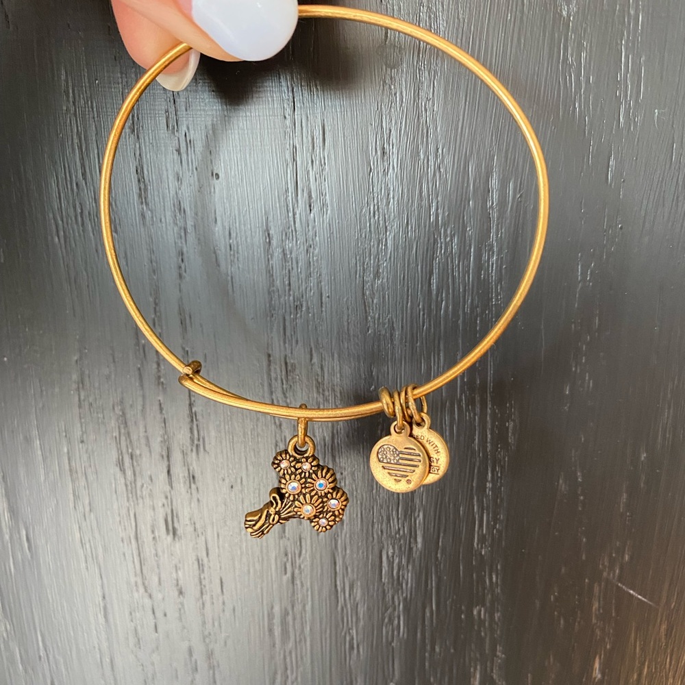 Alex & Ani I Pick You flower charm bracelet